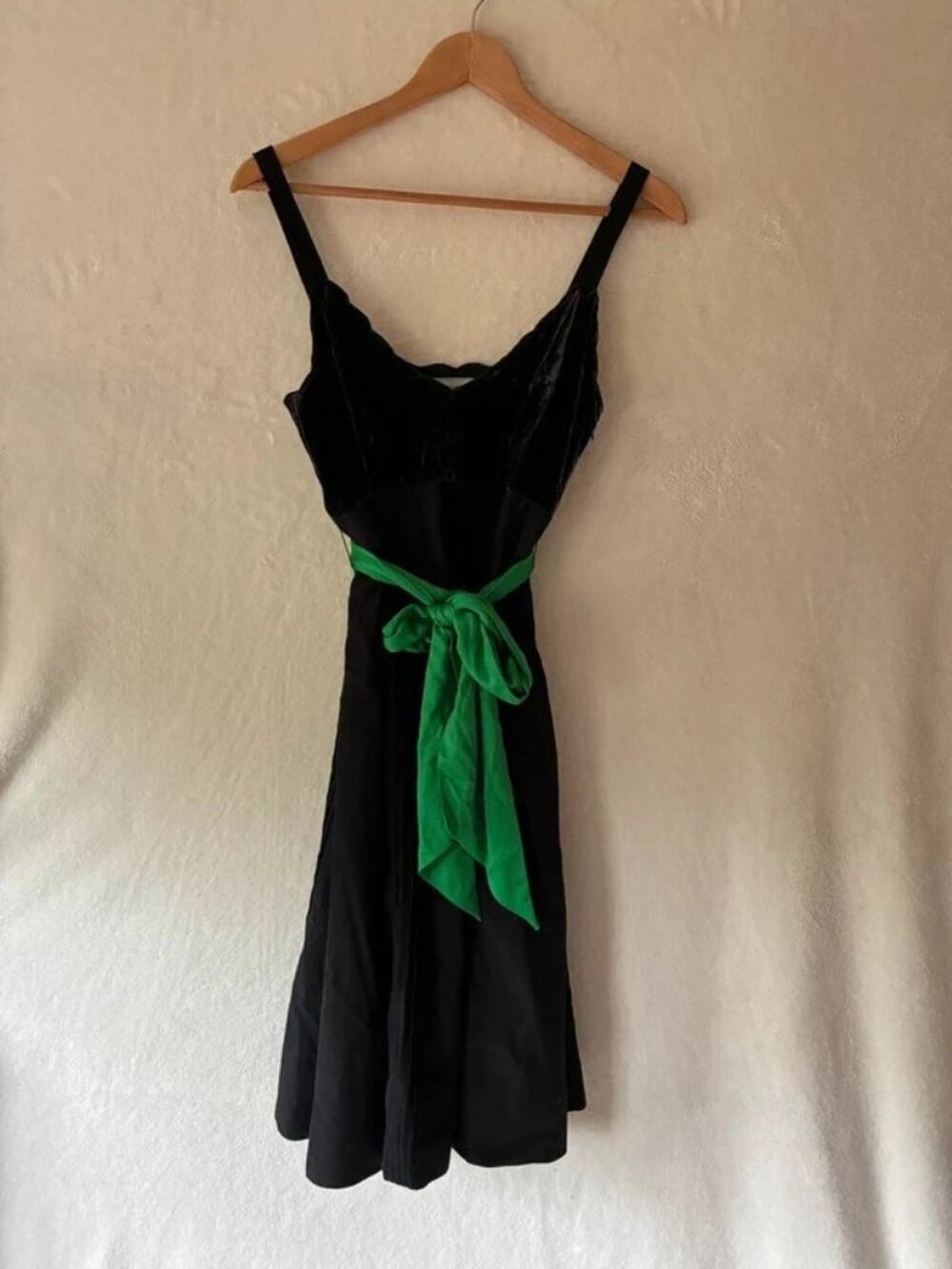Anthropologie Scalloped Neck Velvet Silk Party Dress 6